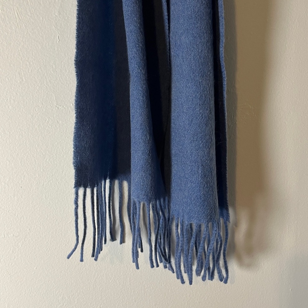 Polo Ralph Lauren Signature Embroidered Pony 100% Cashmere Blue Scarf w Fringe - Picture 4 of 10